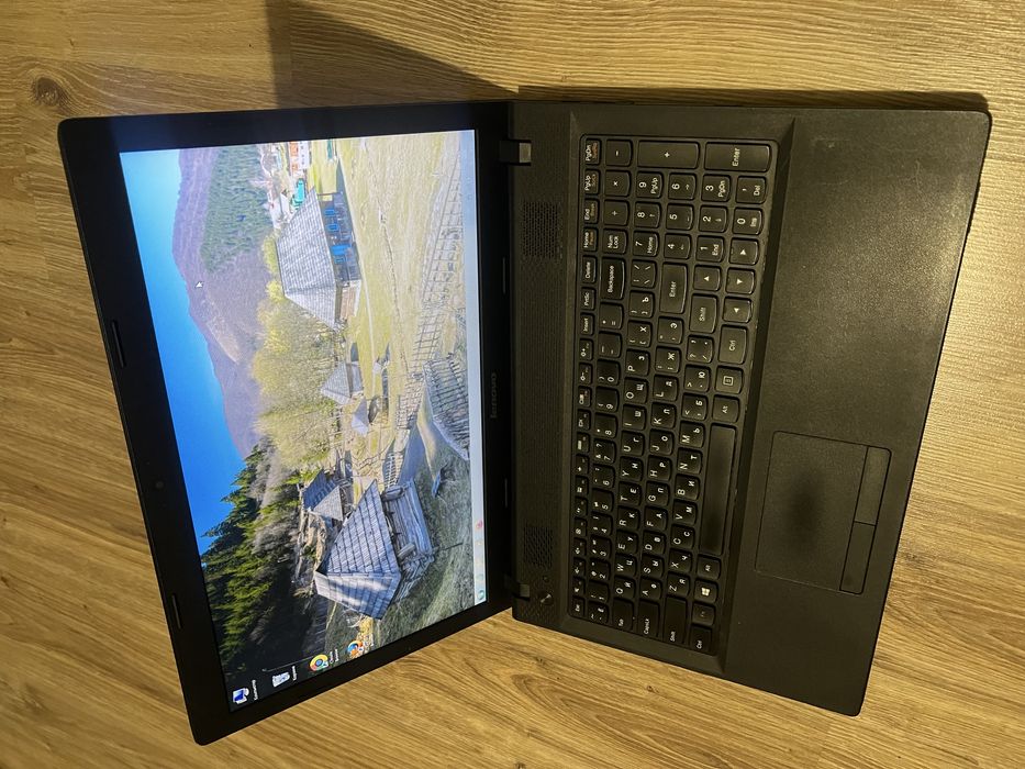Ноутбук Lenovo ( ssd 250gb/8gb )