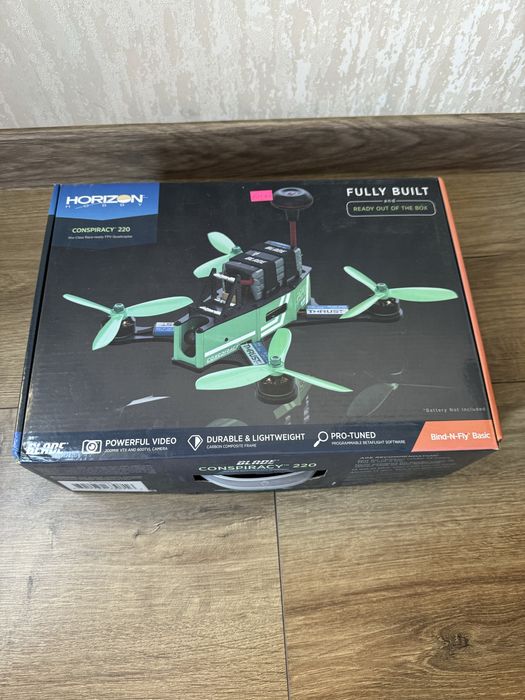 Дрон квадракоптер Horizon Hobby Blade Conspiracy 220 BNF Basic