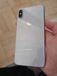 Kilkunastoletni iPhone X
