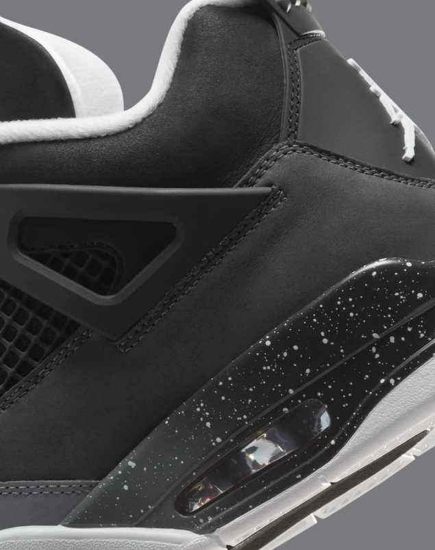 Jordan4RetroFear r.40