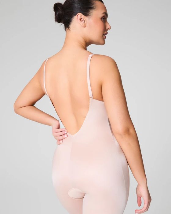 Моделююче утягуюче коригуюче боді моделююча білизна від spanx