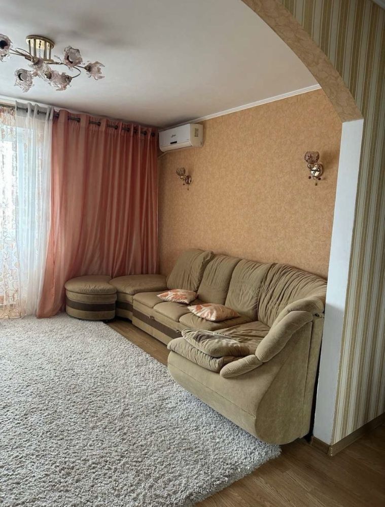 Продам 3-кімнатну квартиру