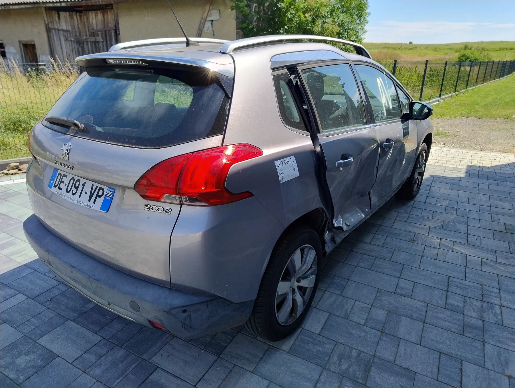 Peugeot 2008 Automat 1,6 Benzyna 4 cylindry 52 tys przebiegu