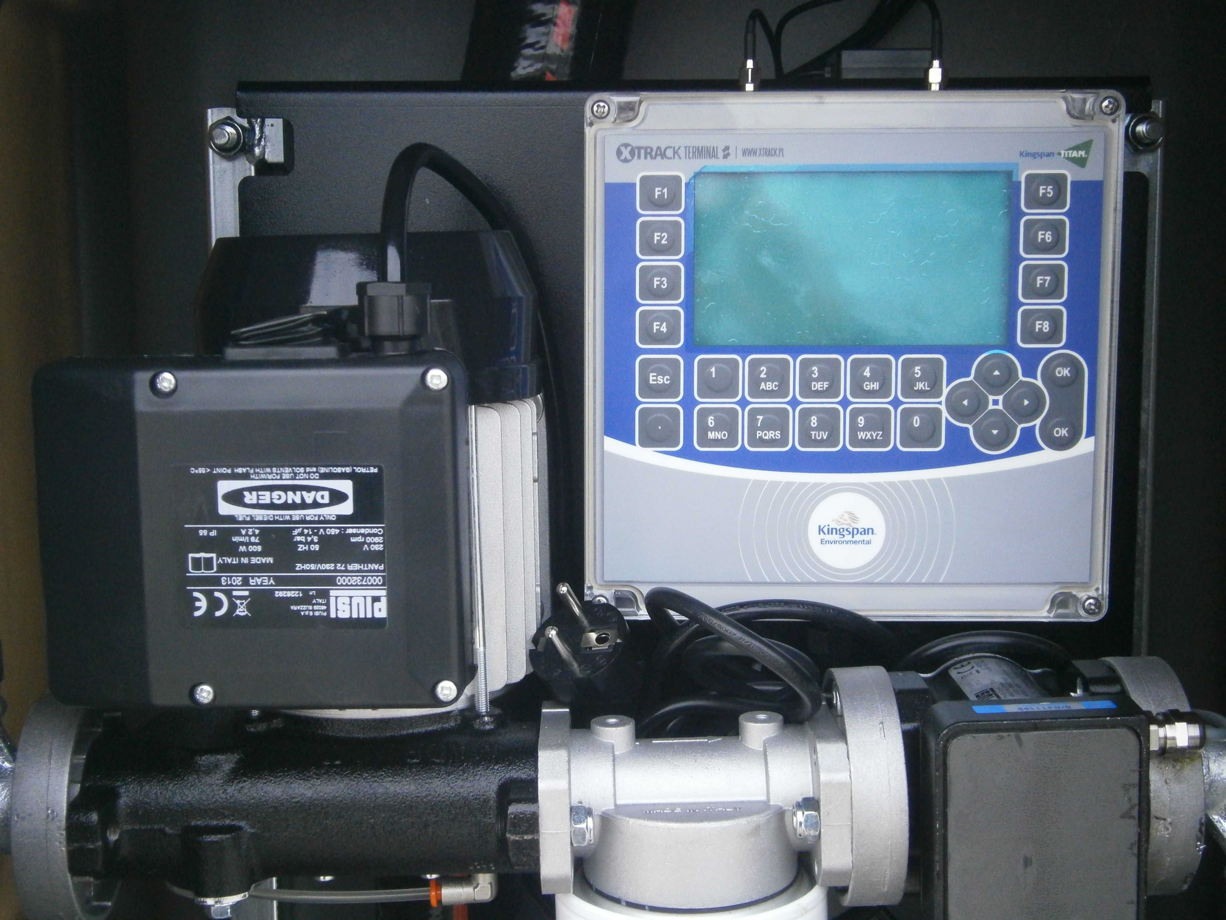 Terminal XTRACK kontrola paliwa na czipy karty system wydania diesla