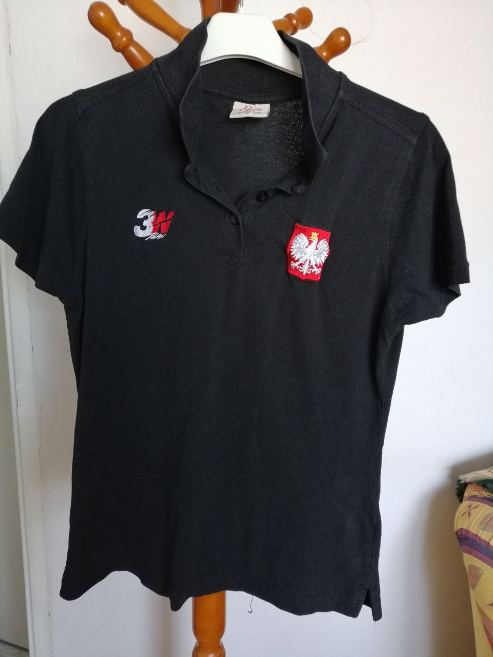 Koszulka sportowa z godłem polski/element zestawu kibica/rozmiar S.