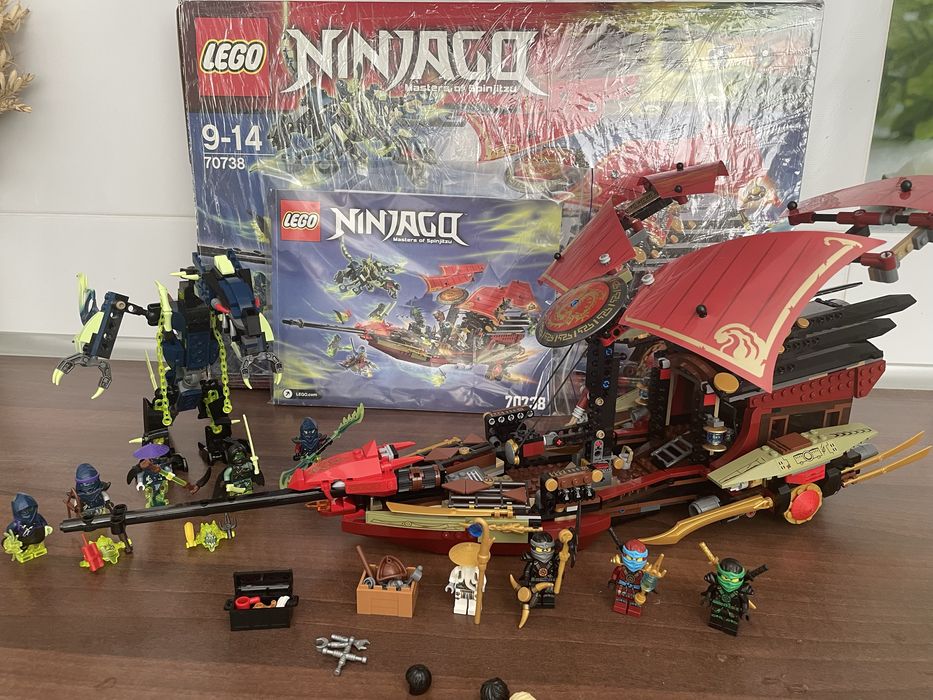 Оригінальне LEGO NINJAGO 70738 - Final Flight of Destiny's Bounty