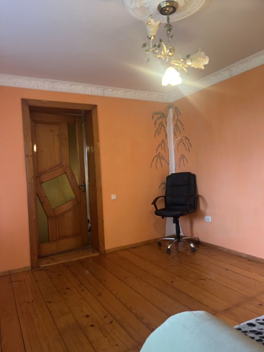 В передмісті м Косів здам довгостроково,! будинок зручностями.!