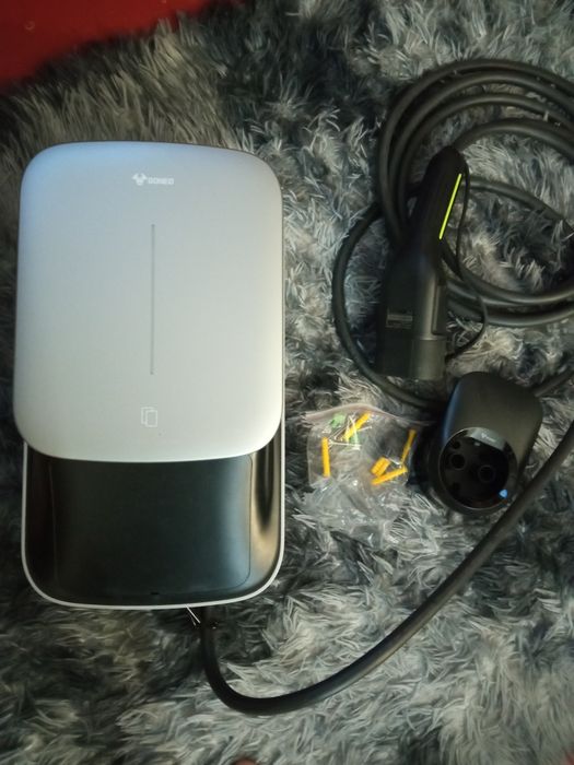 Продам зарядний пристрій для електромобіля