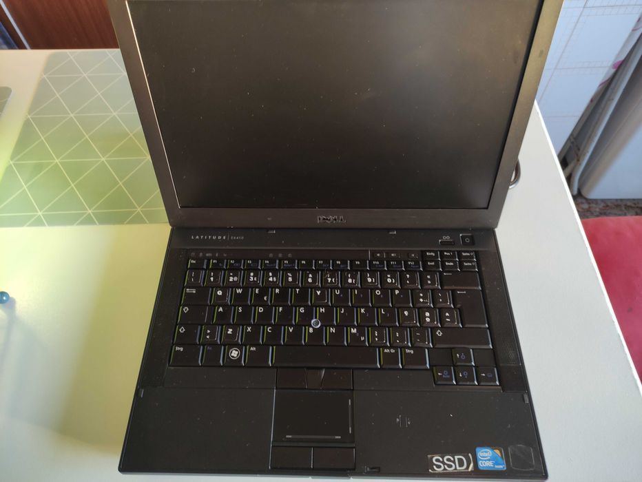 Portátil Dell Latitude e6410