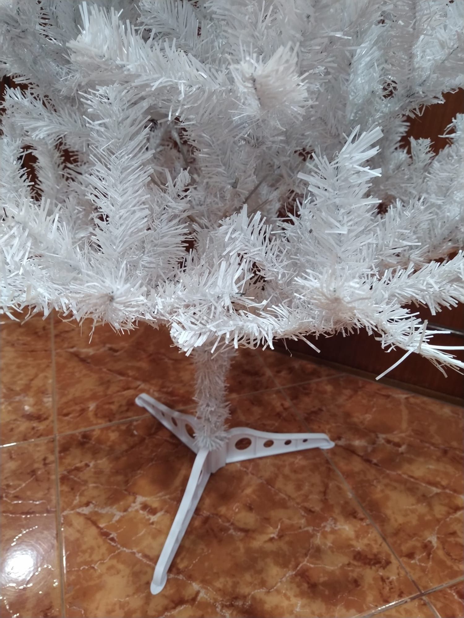 Árvore de natal branca casa quarto apartamento vivenda carro escritóri