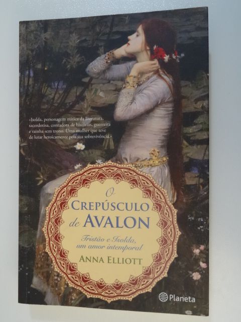 O Crepúsculo de Avalon de Anna Eliot