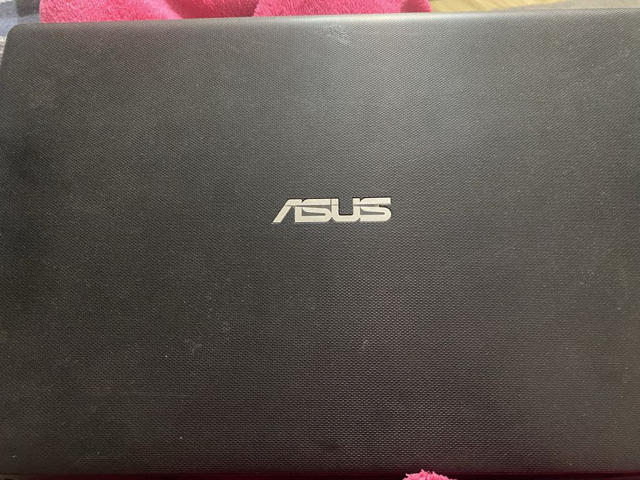 Ноутбук Asus D550M