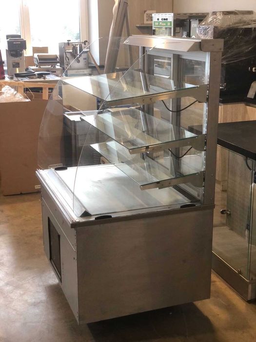 Холодильник вертикальний | Холодильна вітрина Counterline