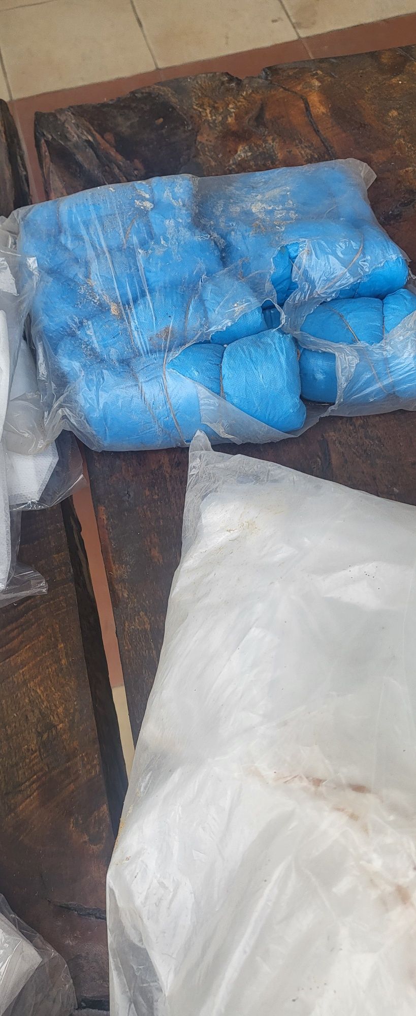 Kombinezony ochronne jednorazowe XXL 15 sztuk + buty ochronne