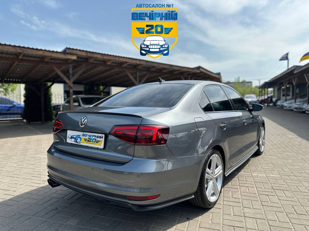 Volkswagen Jetta GLI Розстрочка без банків