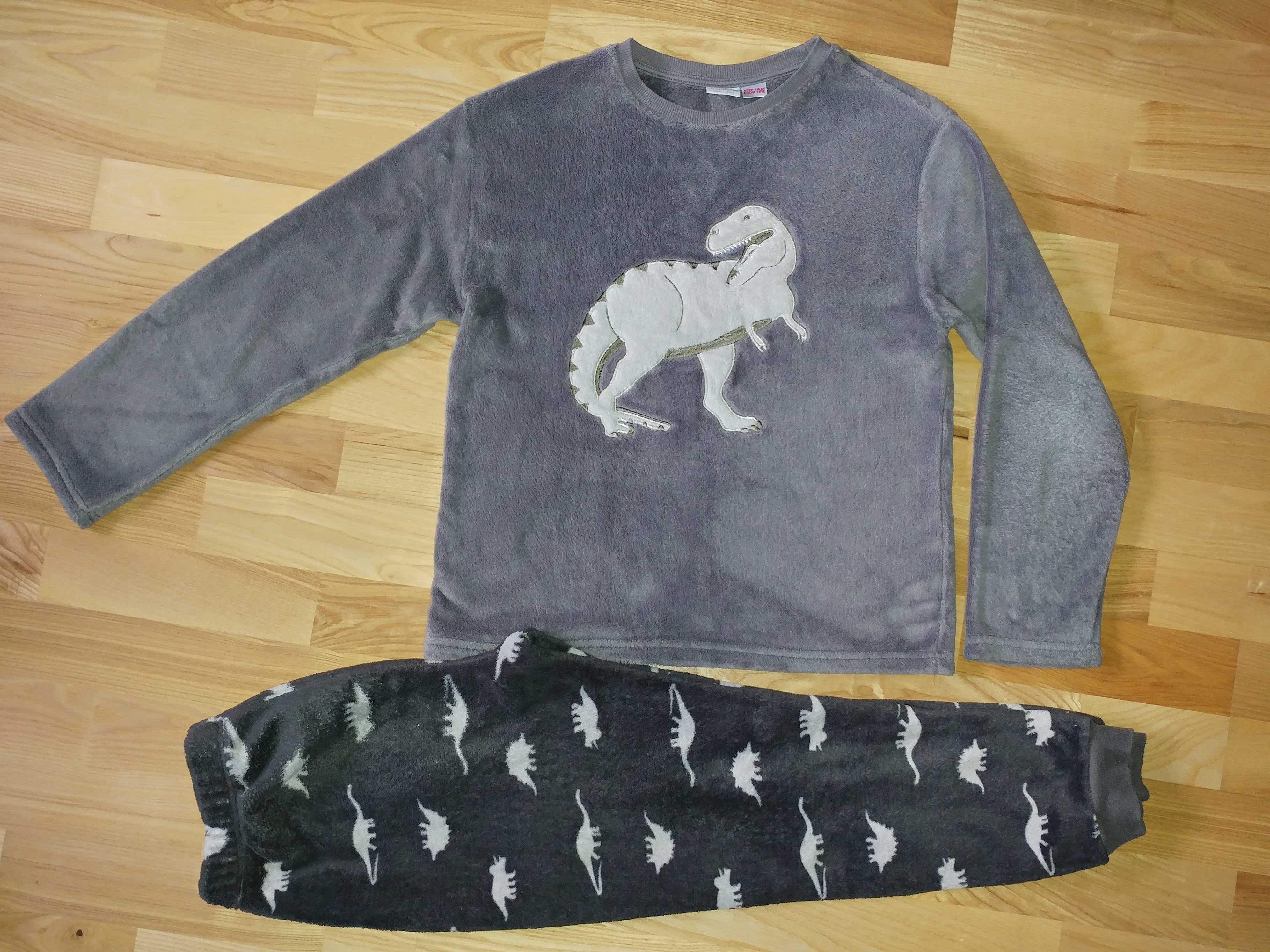 Piżama chłopięca zara r 152 dinozaury
