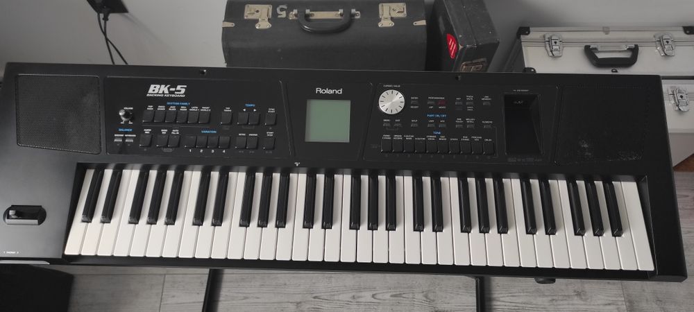 Roland bk5 stan bdb