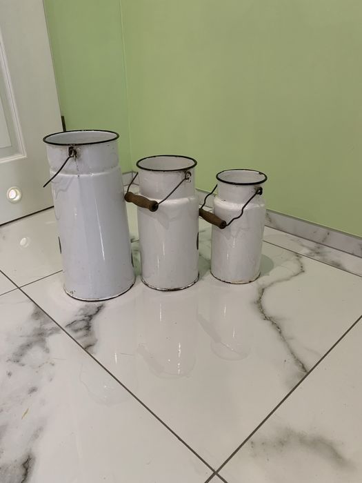 Duża ocynkowana wanna oraz Wanienki emaliowane  i ocynkowane oraz inne