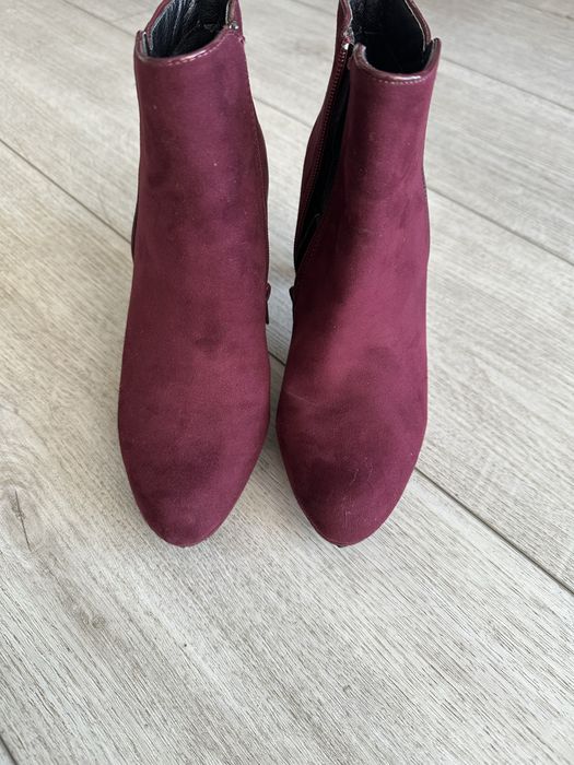 Piękne botki na obcasie