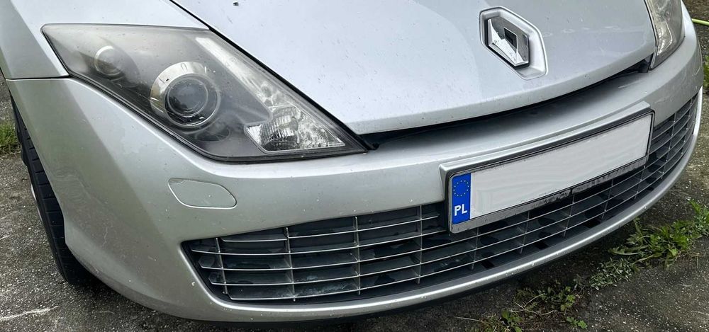 Laguna coupe zderzak przedni oryginał - zaślepki podłoga + gratis
