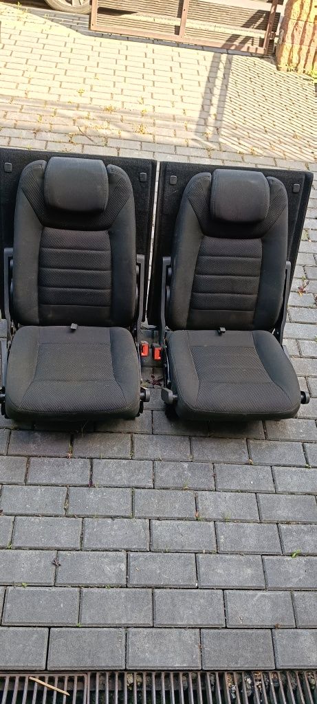 Fotele 3 rząd Ford s max MK1 MK2 komplet pasy plus śruby