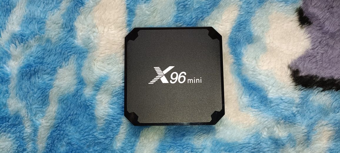 Телевізійна приставка X96 mini