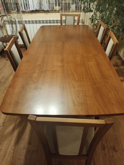 Stół do jadalni + 6 krzeseł