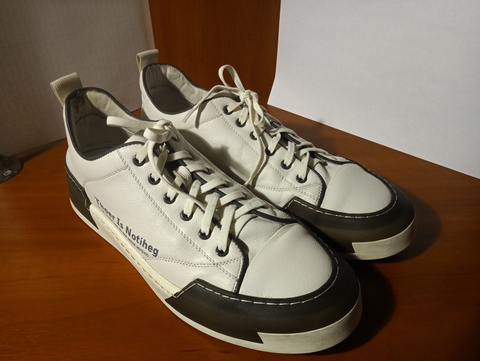 Оригинальные кроссовки Antonio Biaggi 43 размер