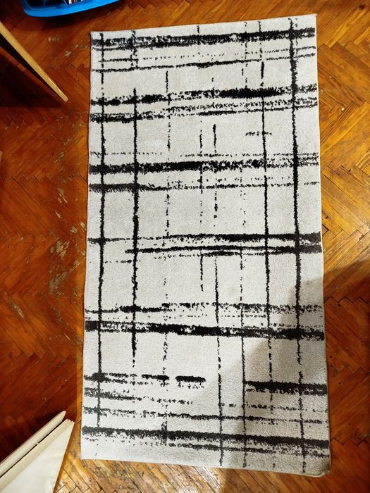 Килим на підлогу