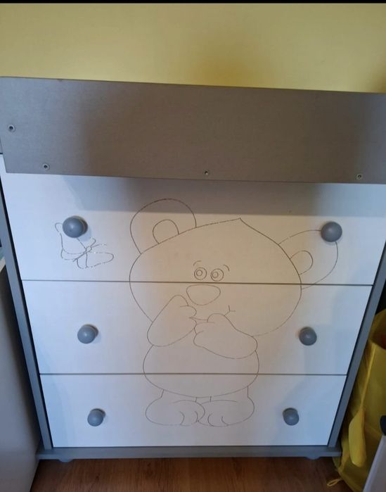 Komoda z miejscem na przewijak