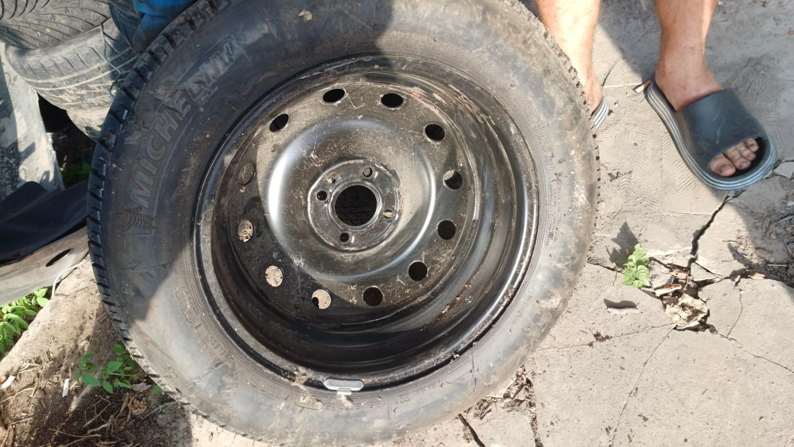 Диски 4 100 15 запаска рено дачия новая