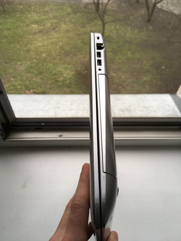 Потужний, великий ноутбук Hp 470 G4 в хорошому стані