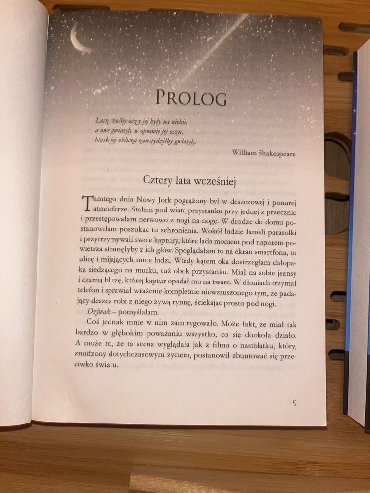 Trylogia Moon, Weronika Schmidt