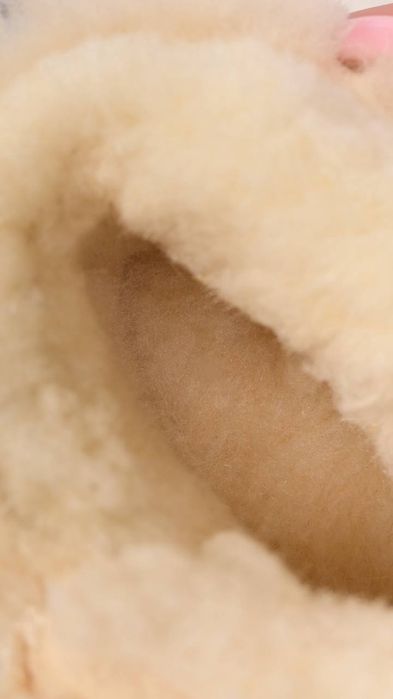 Шкіряні угі. Жіночі угі. Зимове жіноче взуття. Шкіряне взуття