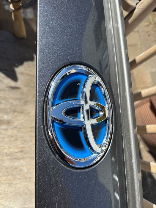 TOYOTA RAV4 V 5 - Blenda listwa klapy pokrywy bagażnika tył