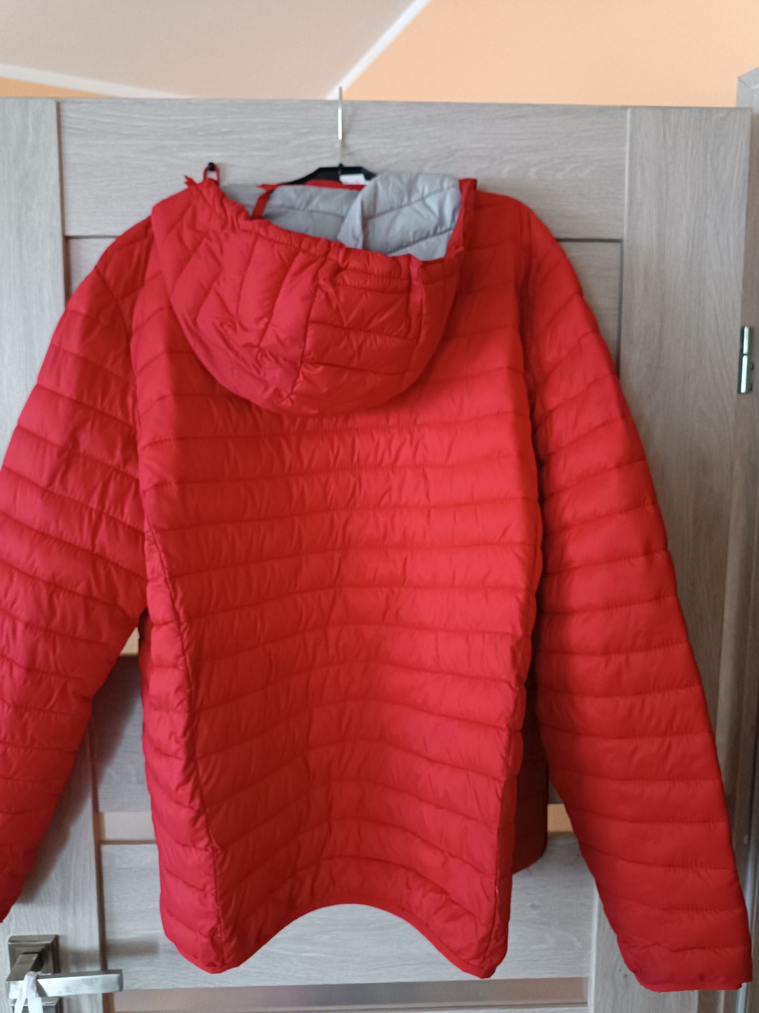 Kurtka damska przejściowa rozm. L/XL / wyjątkowo długie rękawy