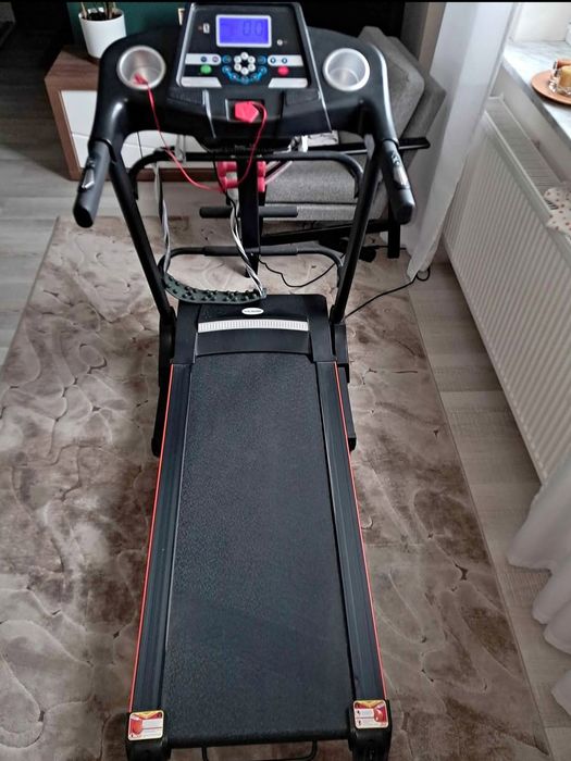 Bieżnia thunder duży ekran jak nowa