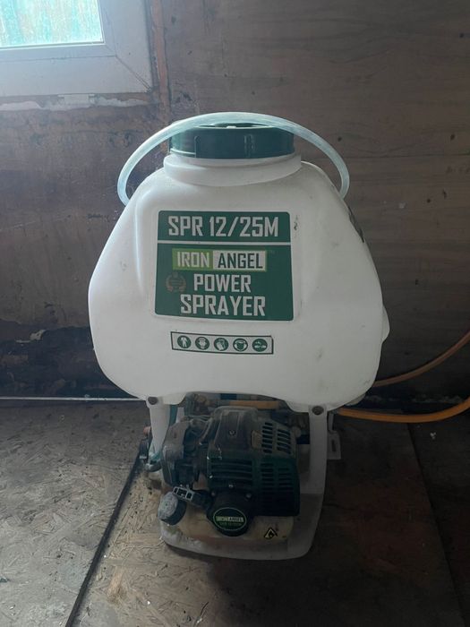 Опрыскиватель садовый бензиновый 25 литров б/у