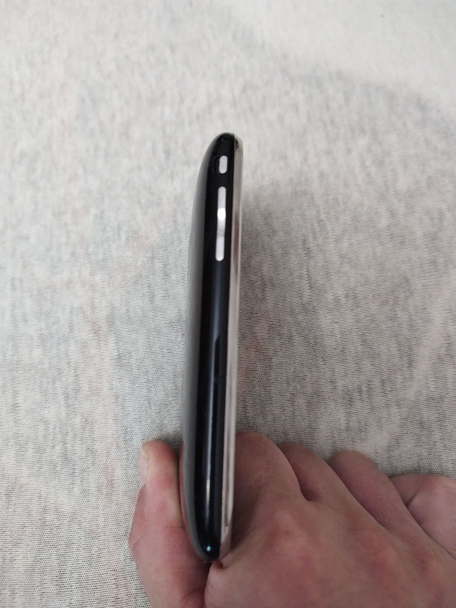 Iphone 3gs ( a1303 )