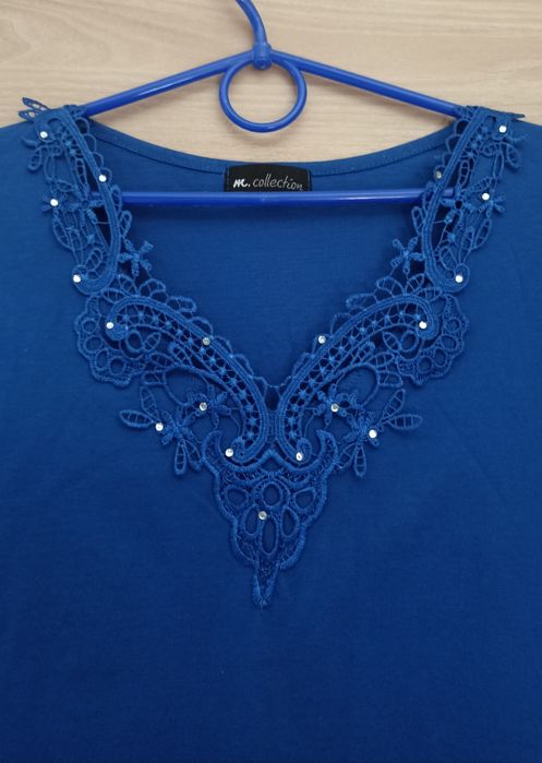 Bluzka z koronką r. 56