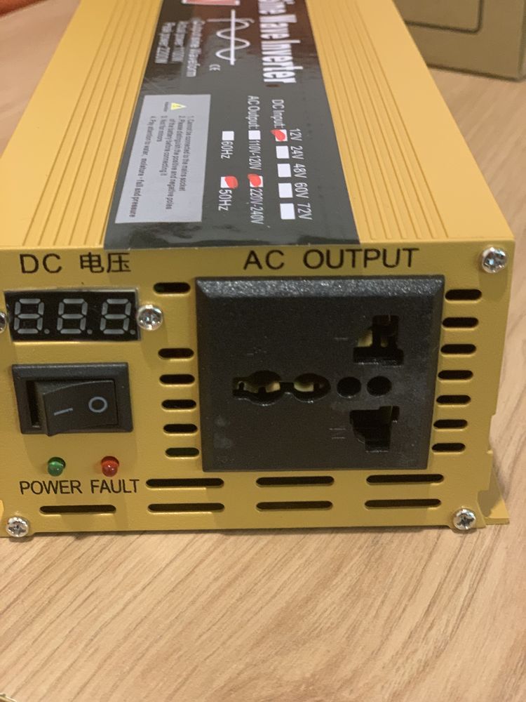 інвертор 2200W чистою синусоїдрю