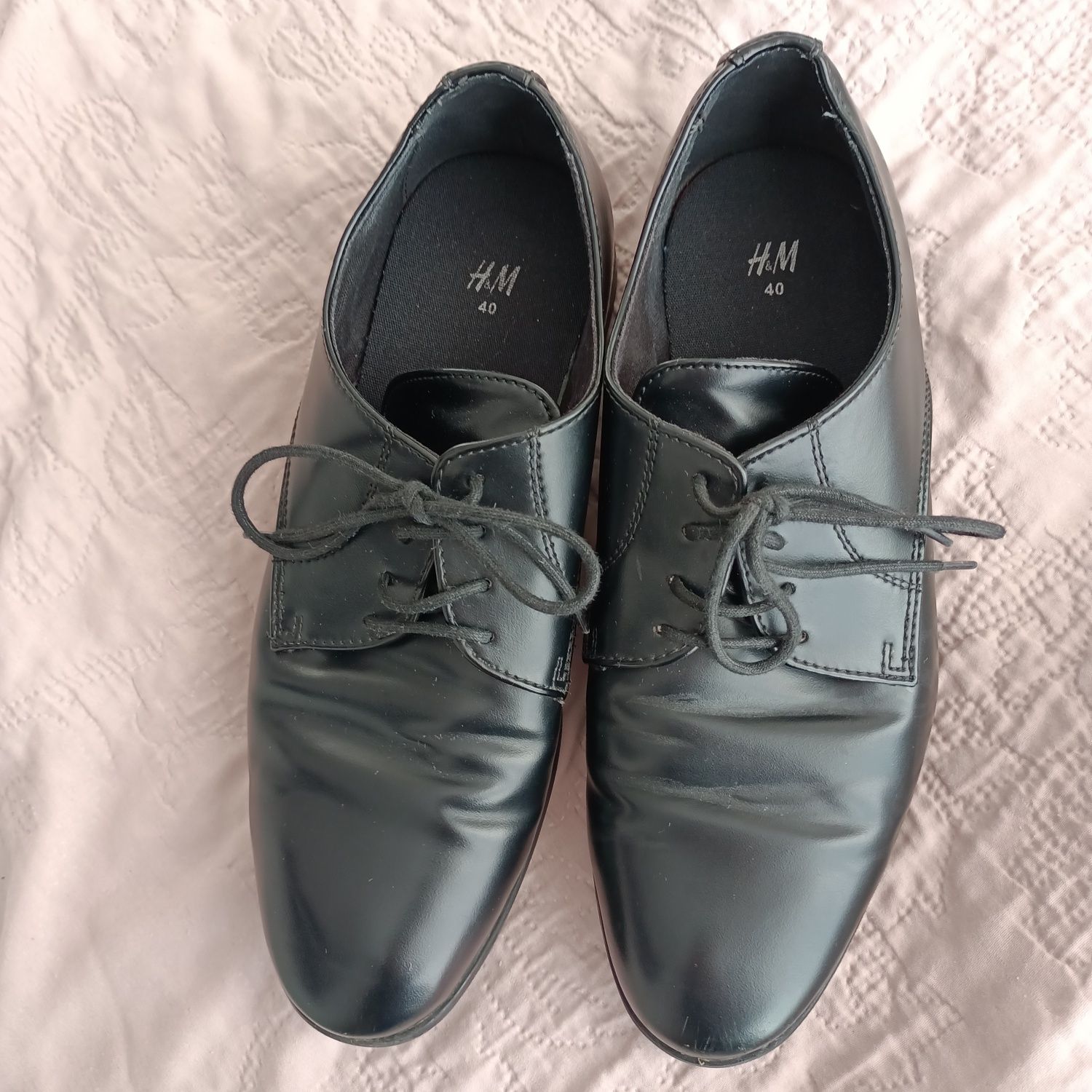 Eleganckie czarne buty r. 40