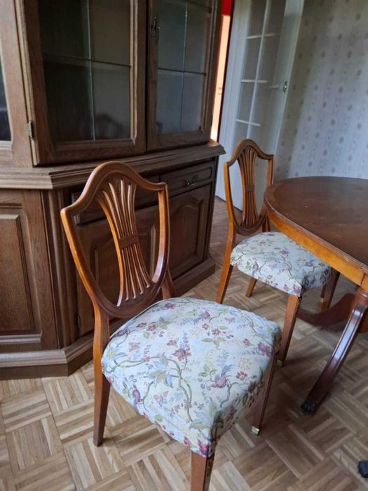 Sprzedam stół retro oraz 6 krzeseł