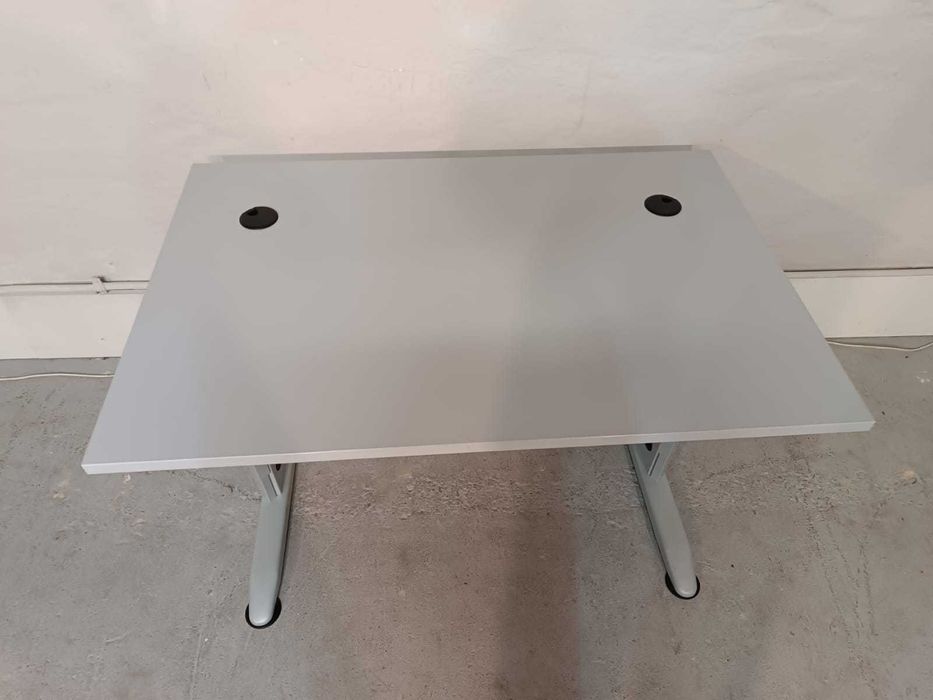 Biurko z regulacją wysokości 120x80x64-82