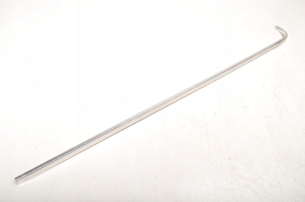 FORD GRANADA I GXL LISTWA CHROM LAMPY PRAWA 73R