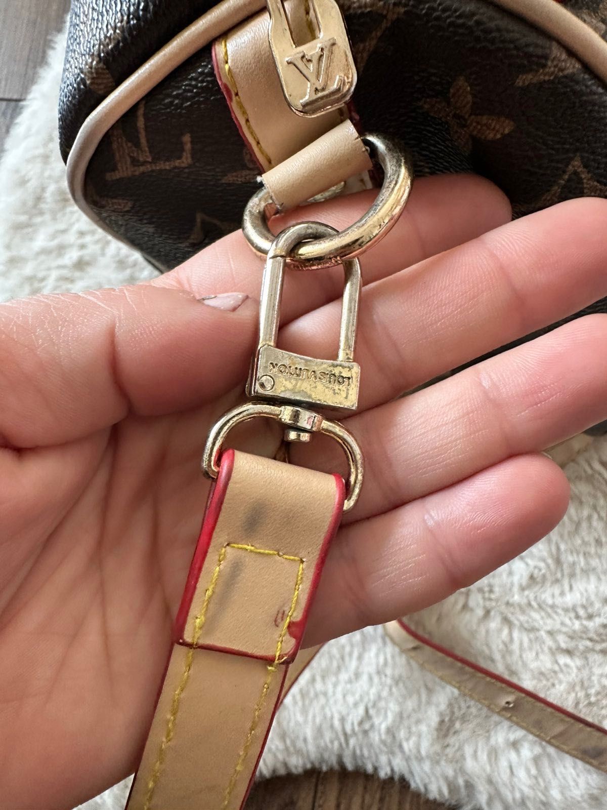 Torebka mala  podróżna kuferek  louis vuitton