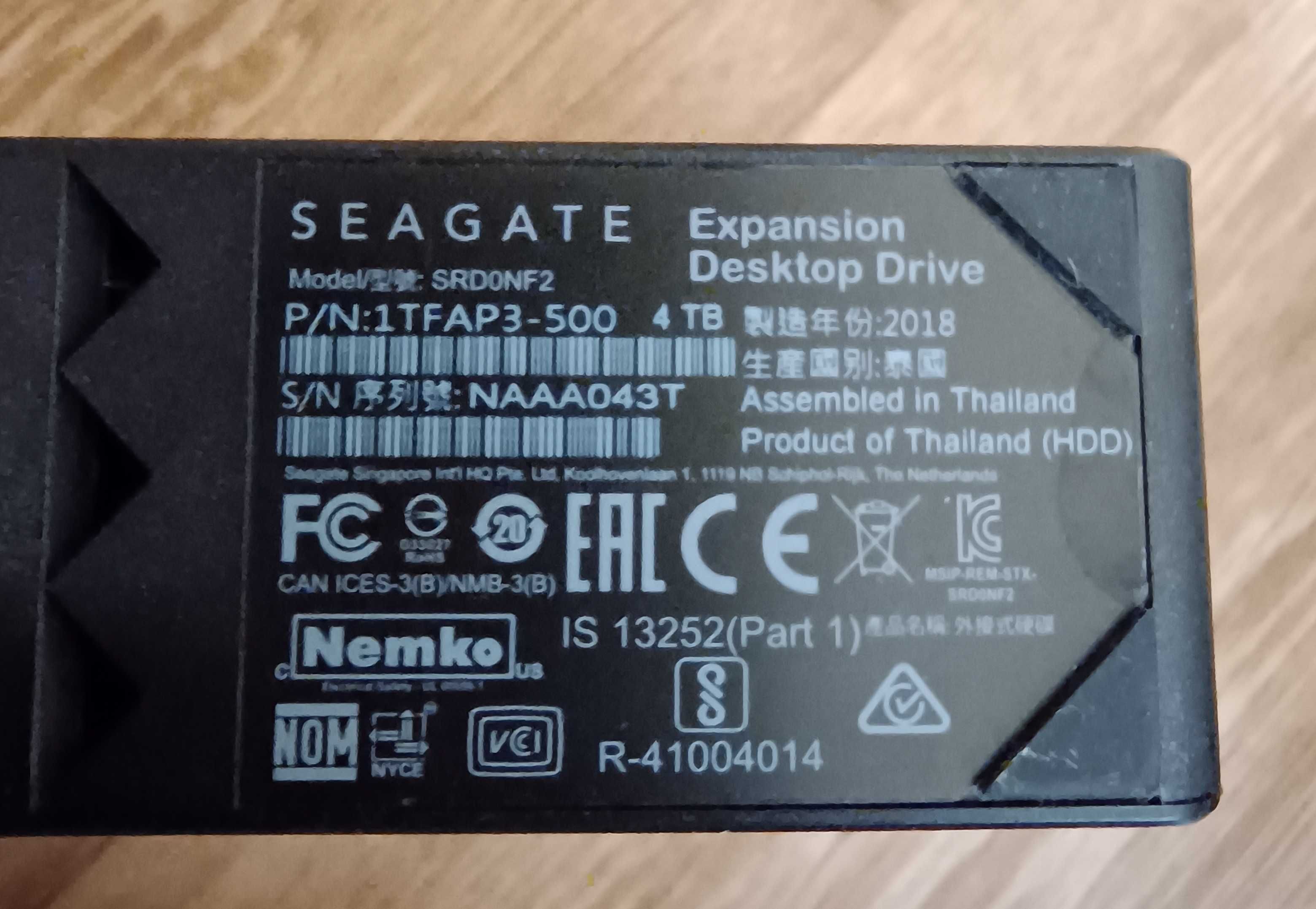 Зовнішній жорсткий диск Seagate Expansion Desktop 4 TB