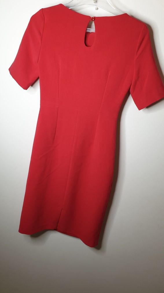 Sukienka ołówkowa czerwona  Orsay 36