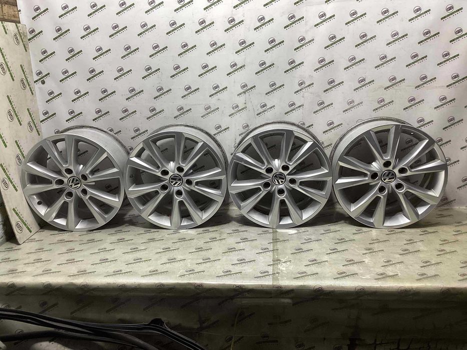 Колеса (комплект)  VOLKSWAGEN Touareg Cayenne Audi Q7 5/130 255/55R18