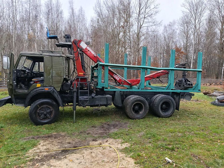 Продам камаз лісовоз
